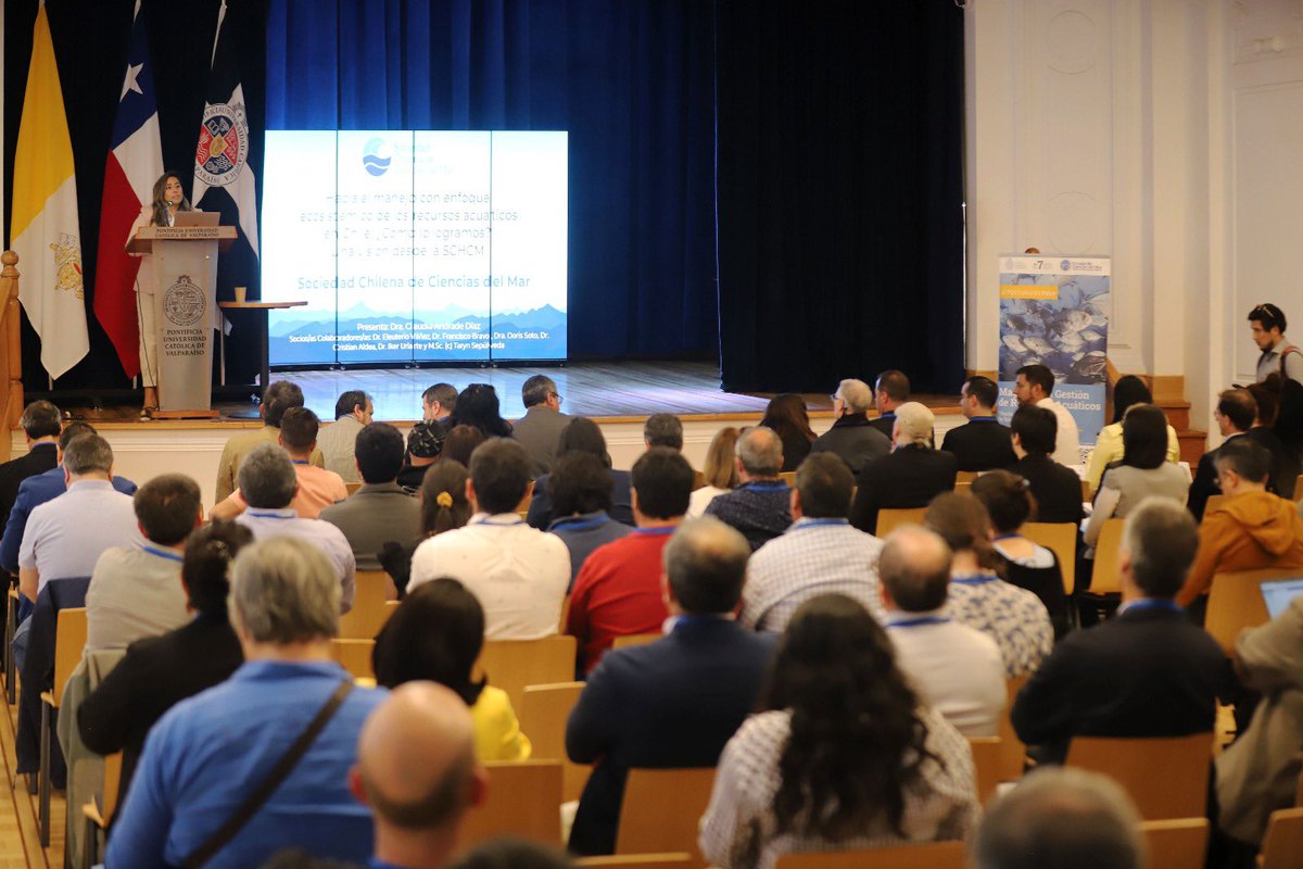 Claudia Andrade tweet media