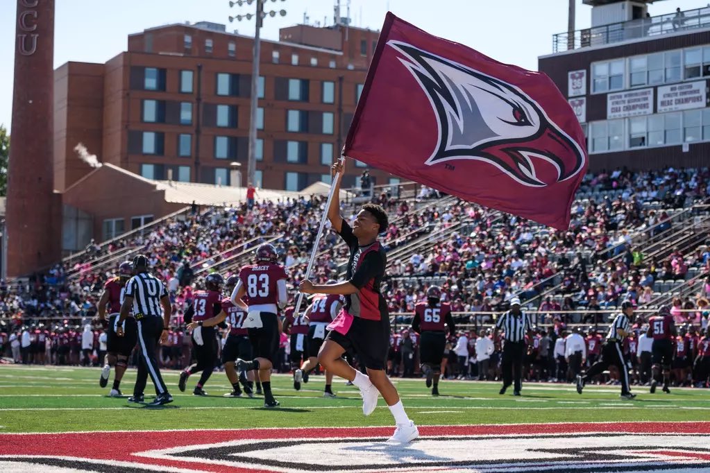 DamariusHester2's tweet image. We at The Nest this Friday! Excited to be back @NCCU_Football for there game! Let’s goooo 🦅 Thanks to Coach @ErikHighsmith @CoachMattNCCU for the game day invite! @MrNoOffseason @CoachHurney @MBCschwenke @Coach__Stone #BeachBoy🏝️