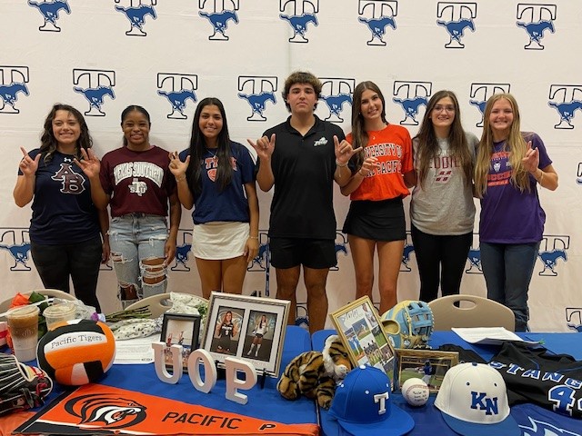 Congratulations to our seven student-athletes who participated in Signing Day this morning!  We loved celebrating you and your hard work!!  #signingday