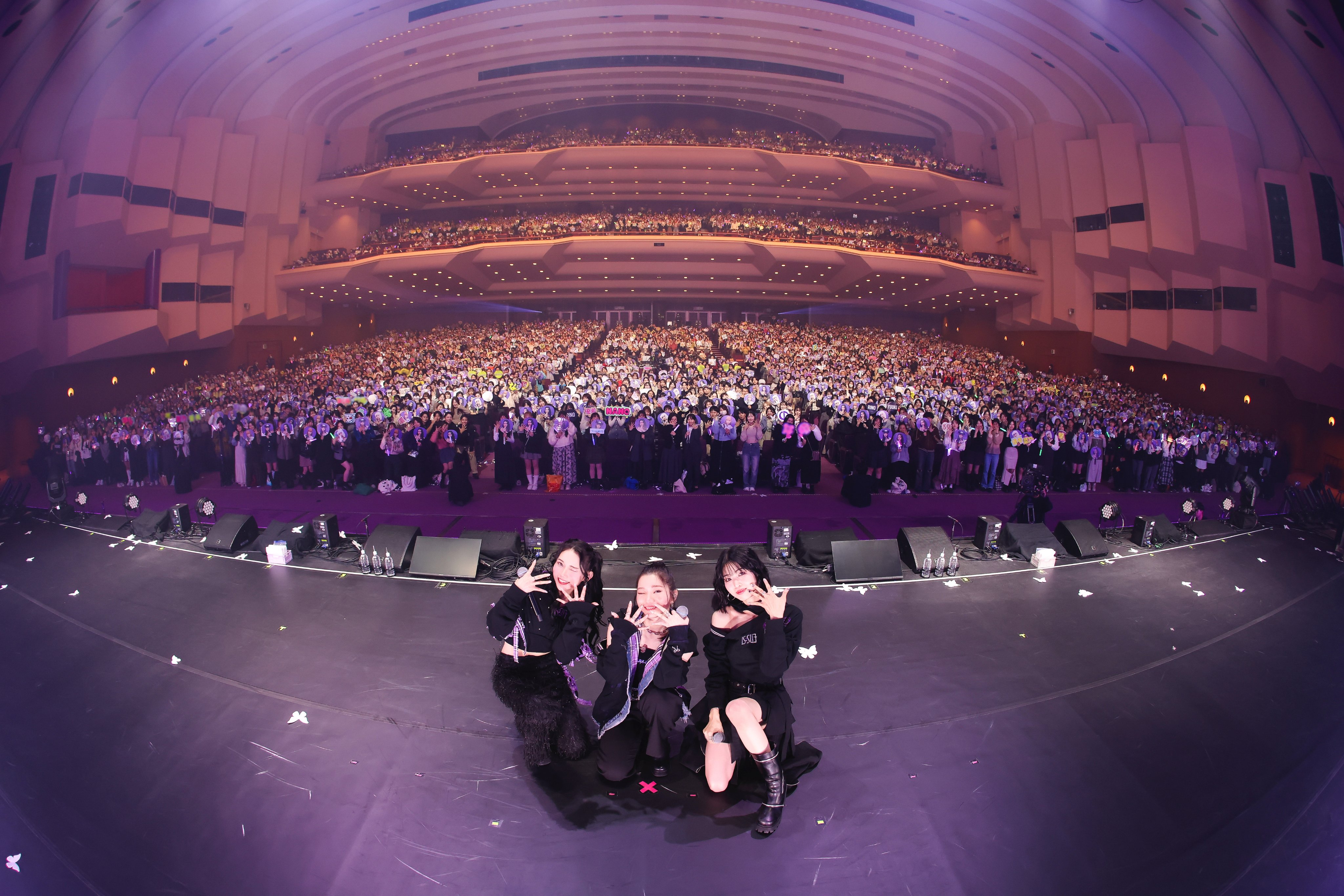 GcRb08Wa0AApbKg?format=jpg&name=4096x4096