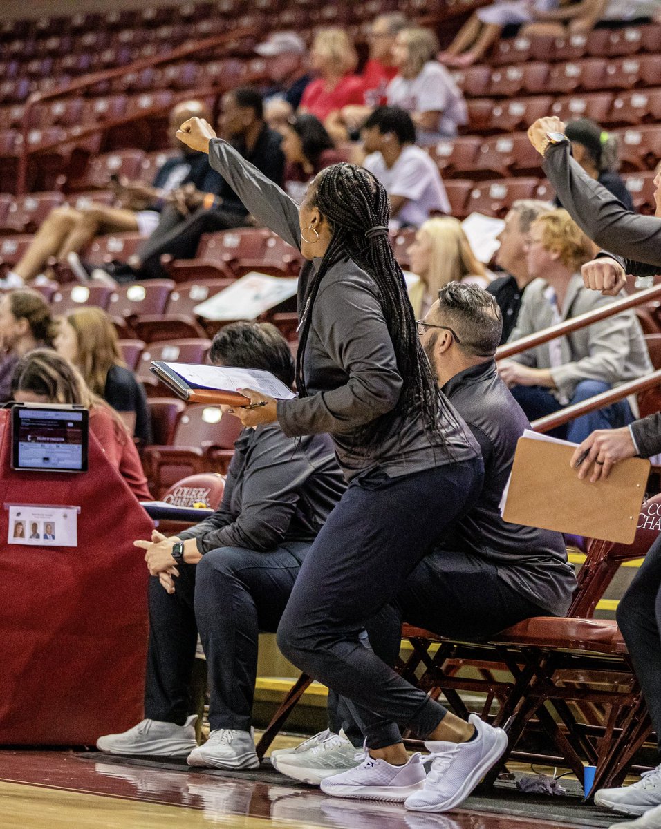 Help us wish a happy birthday to Coach Tiff! 🎉

#TheCollege🌴🏀
