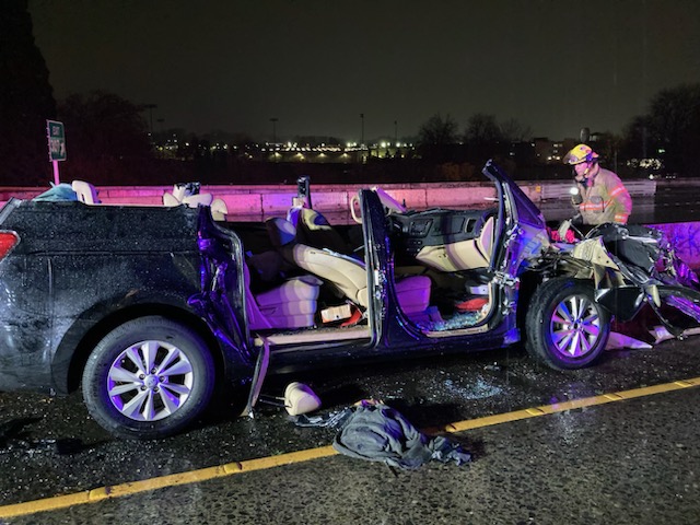 PDXFire's tweet photo. Portland Fire and Rescue responded to multiple major crash incidents overnight with various levels of need for the big tools. Here are some pictures from a pin-in accident near the Columbia River on SB I5. https://t.co/zj7t06EGKW