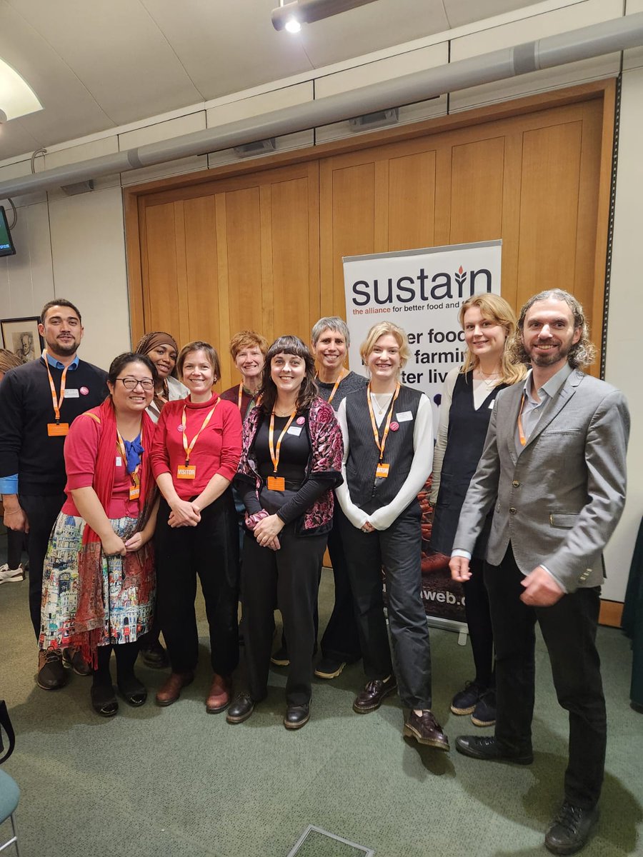 In Westminster today for @FoodPlacesUK #SFPDayofAction2024 hearing from a panel of food partnerships on the great work they've been doing! #sustainablefoodplaces #foodpartnership
It was great to catch up with fellow London food partnerships too.