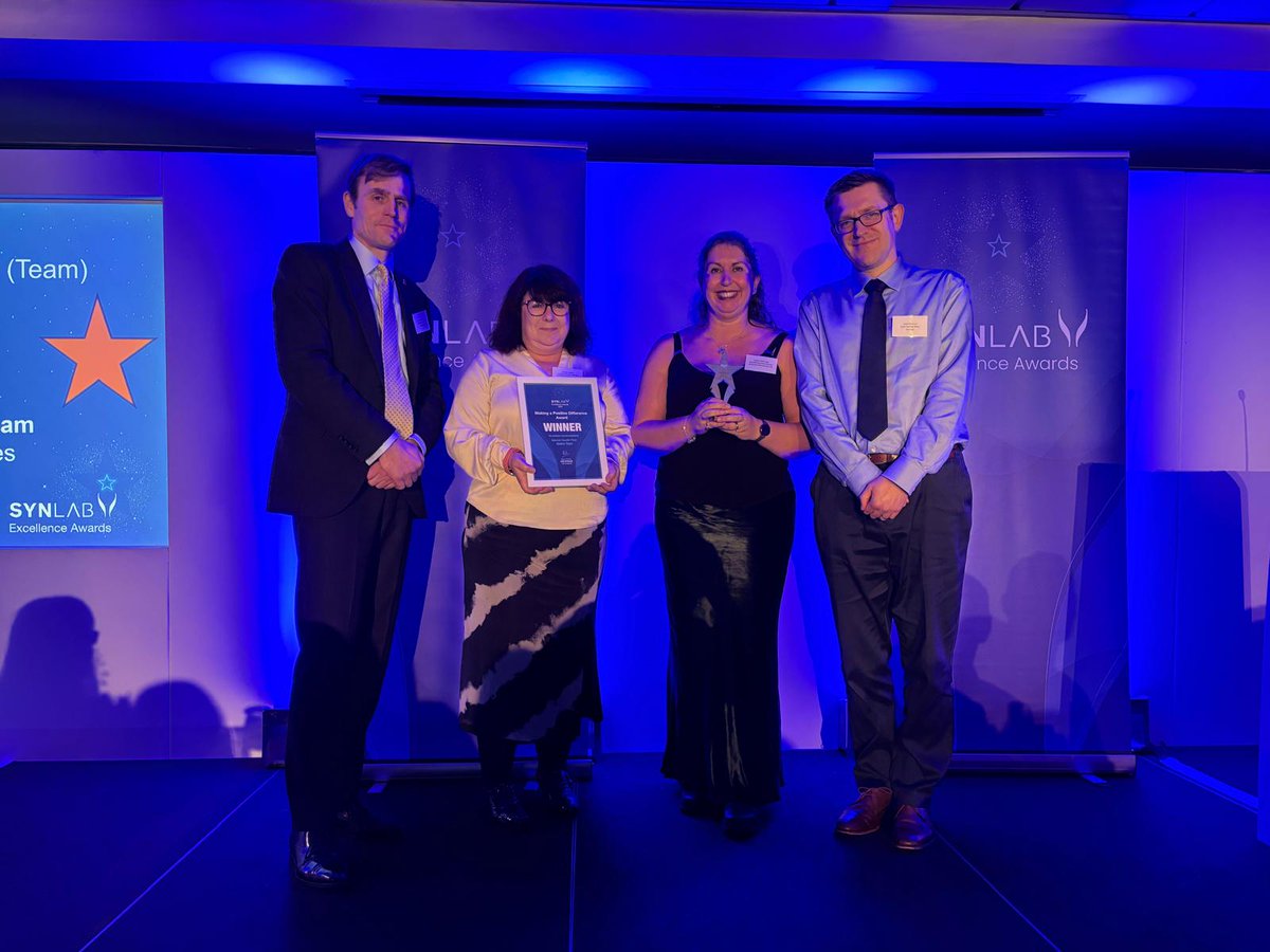 Southwest Pathology Services’ Mental Health First Aiders have boosted colleagues’ wellbeing and helped to cut sickness absence – making them worthy winners of the team Making a Positive Difference Award at our Excellence Awards!
🏆 👏#SYNLABexcellence <a href="/SomersetFT/">Somerset NHS Foundation Trust</a>
