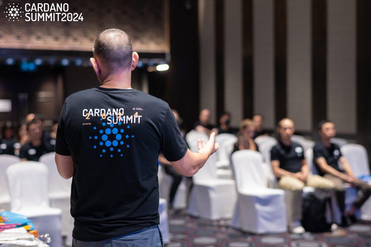 RealBongSolo's tweet image. All the talk of which accent is best lately in Cardano spaces ...Aussie, Welsh, or Scottish? Let&apos;s sort it once and for all. See you two tomorrow night? @TheUnpopularEL @HarrietPJones Drinks over #Cardano and #Accents? #DevCon24 You know you want to.....
@thegameroomotwt…