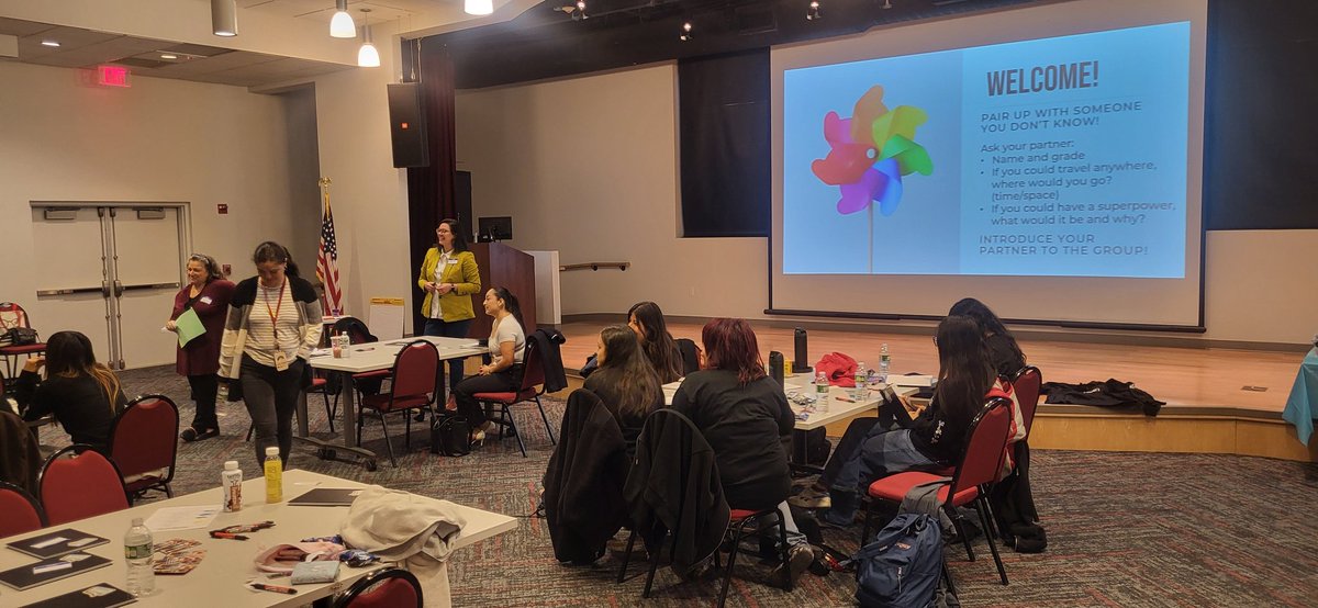 Olaculture's tweet photo. #Youth2Youth #LeadershipCon Against #SubstanceAbuse relating their OssiningComScan @MrsMingoAP_OHS @Olaculture @OssiningSchools @OHS_AP_MsQ @OHS_AP_MsQ @KimberlyMauri10 @Mary_FoxAlter #OssiningOPL https://t.co/XhHzPFabRt