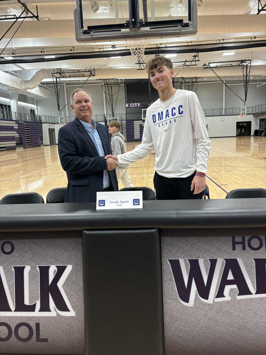 Special day for our family! So extremely proud of Grady. Congratulations on signing your National Letter of Intent to play for <a href="/DMACCGolf/">DMACC GOLF</a> 💜🏌🏻‍♂️💙