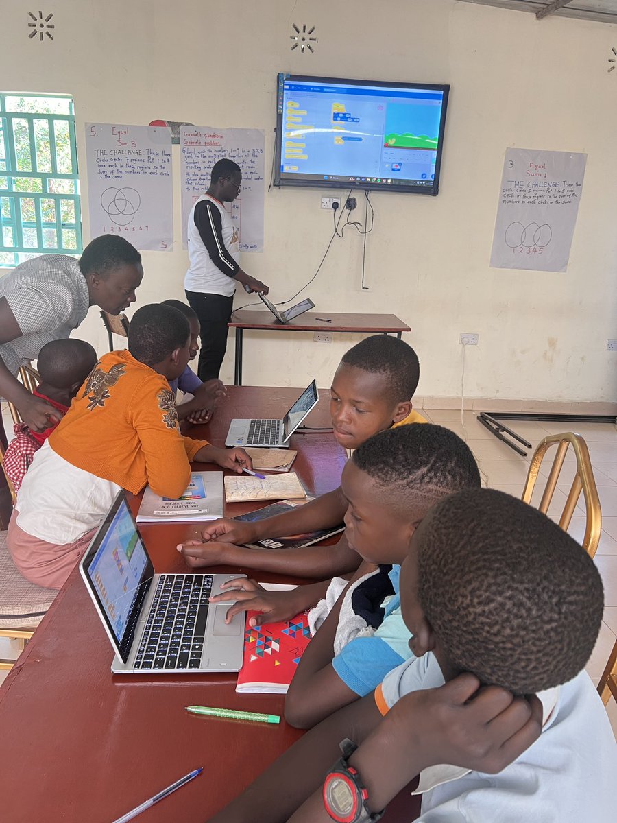 RileyOrton2's tweet image. Exciting as our lower grade students explored game development with their first Scratch projects #YoungCoders #GameDevelopment #ScratchProgramming #STEMEducation #akilistemartsacademy”