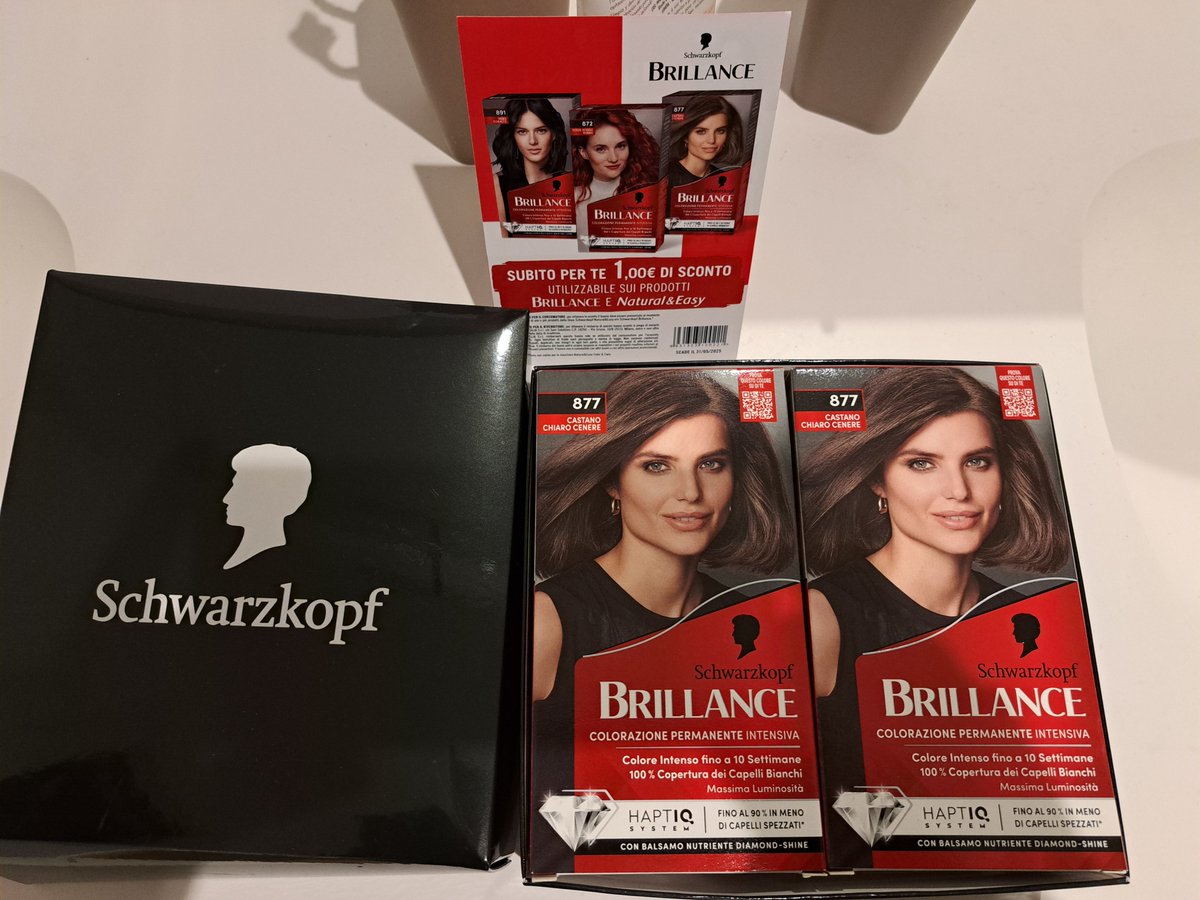 julical801's tweet photo. 'Rinnoverò presto il mio look grazie a Schwarzkopf!  #NewLookConPalette #PaletteProfessionalPerformance #giftedbypalette @DonnaD @schwarzkopf https://t.co/XZ51c5Ixw2