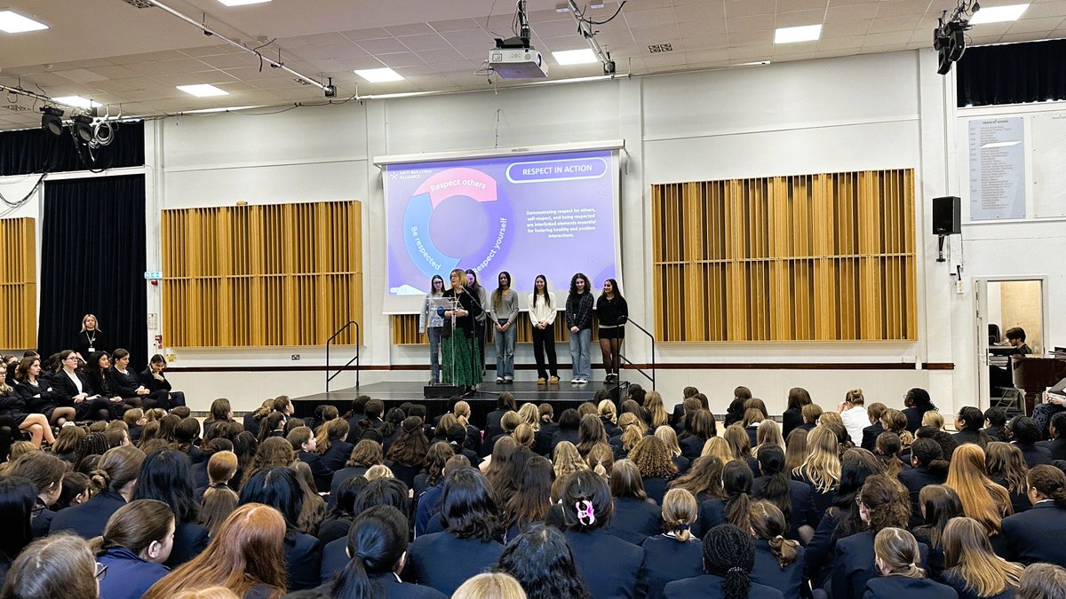 Sydenham High School GDST #fearnothing tweet media