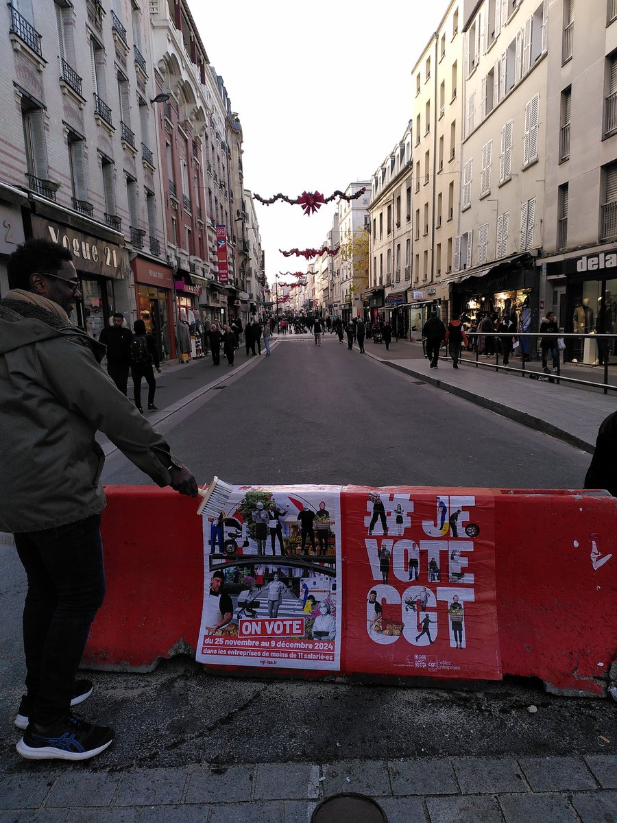 Pour défendre nos droits et en gagner de nouveaux, on vote et on fait voter CGT pour les #electionsTPE du 25 novembre au 9 décembre ! Super accueil des salarié-es de #SaintDenis ✊