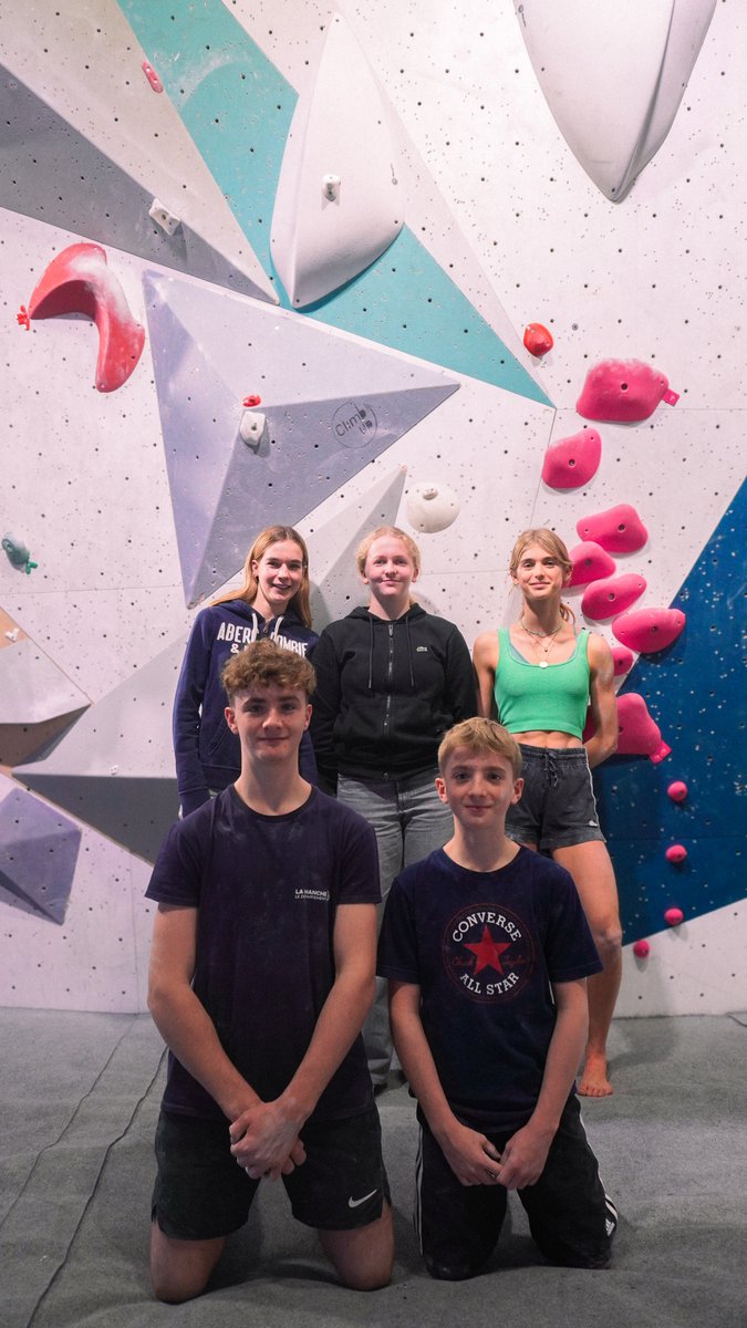 Centre Sportif de Normandie (@csnhoulgatecaen) on Twitter photo 🗣️Pour faire connaissance avec la promotion 2024-2025 du Pôle Espoir d'Escalade 🧗🏼♀️, nous vous donnons rdv à 18h et 19H sur nos comptes Instagram et Facebook!📷
#poleespoir #escalade
<a href="/RegionNormandie/">Région Normandie</a>
<a href="/GRAND_INSEP/">Réseau Grand INSEP</a>
<a href="/ac_normandie/">Académie de Normandie</a>
<a href="/LaplaceLycee/">Lycée DUMONT D'URVILLE | LAPLACE</a> 🗣️Pour faire connaissance avec la promotion 2024-2025 du Pôle Espoir d'Escalade 🧗🏼♀️, nous vous donnons rdv à 18h et 19H sur nos comptes Instagram et Facebook!📷
#poleespoir #escalade
<a href="/RegionNormandie/">Région Normandie</a>
<a href="/GRAND_INSEP/">Réseau Grand INSEP</a>
<a href="/ac_normandie/">Académie de Normandie</a>
<a href="/LaplaceLycee/">Lycée DUMONT D'URVILLE | LAPLACE</a>