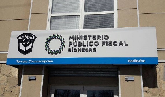 EL ANCIANO FALLECIDO NO ESTABA REGISTRADO EN EL GERIÁTRICO QUE NO TENÍA HABILITACIÓN
barilochedigital.com/el-anciano-fal…