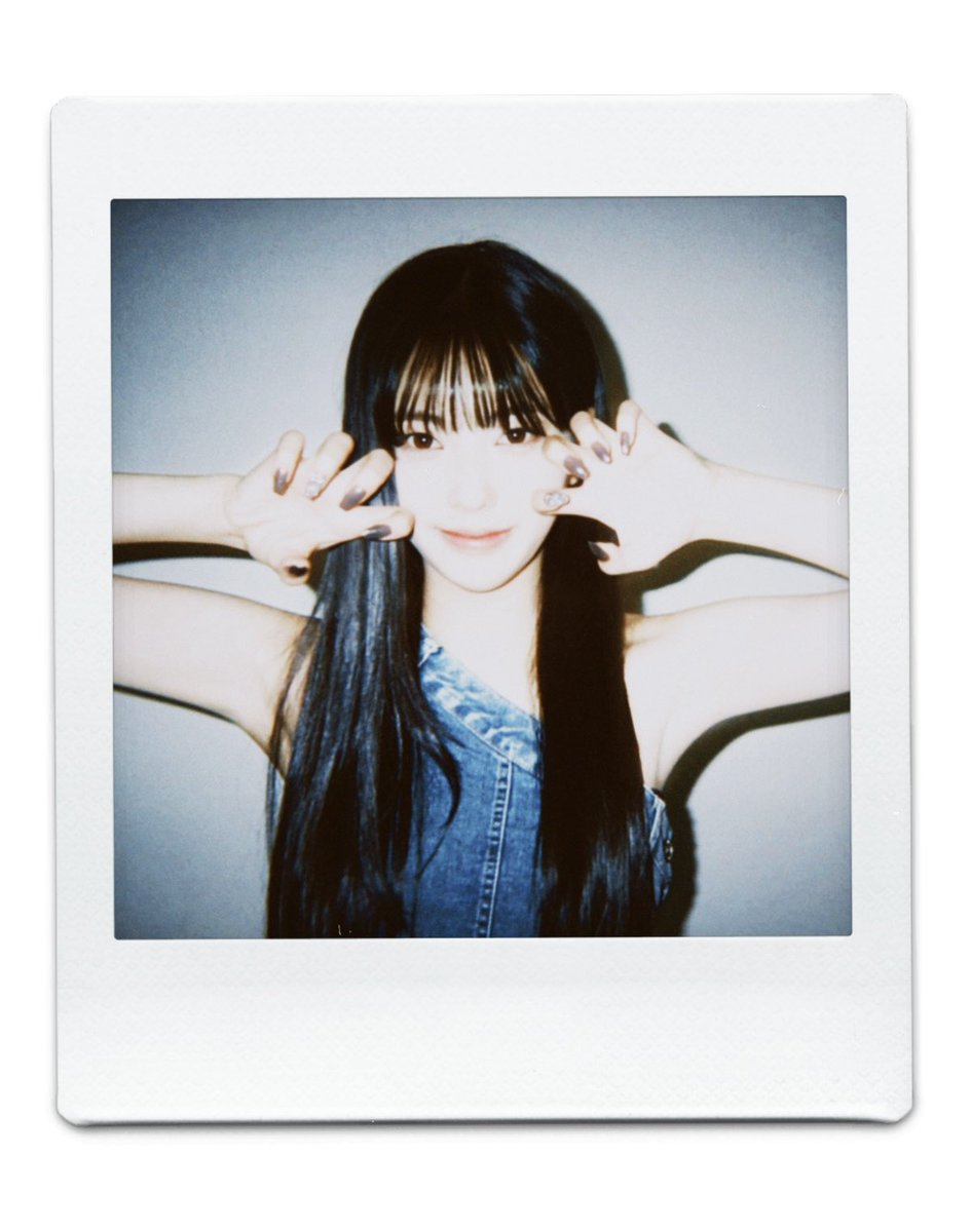 happiest birthday to my koko 🥺 no words can express how proud i am of you &amp; i can’t wait to experience this long journey with you! 💗

DANCE INTO 18 WITH KOKO 
#ShiningStarKoko 
#코코는_오늘_생일인_뇨자
#HAPPYKOKODAY