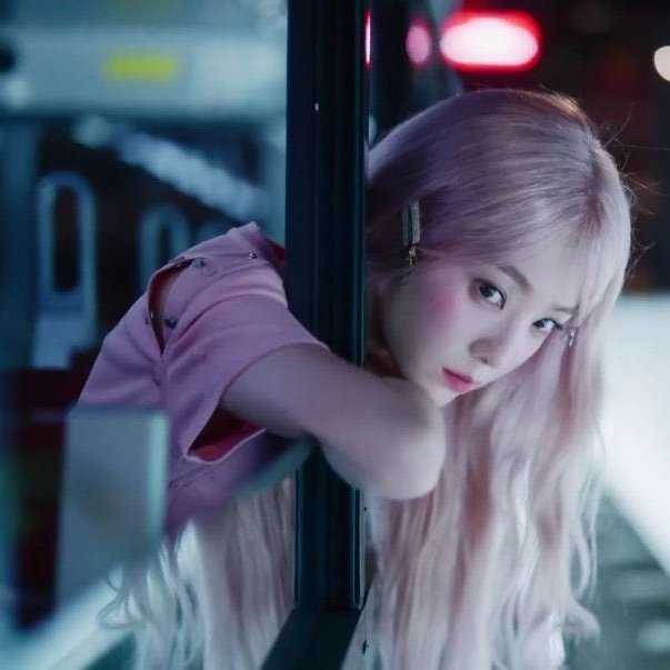 picsofirene's tweet image. PINK IRENE IS FOR THE HISTORY BOOKS