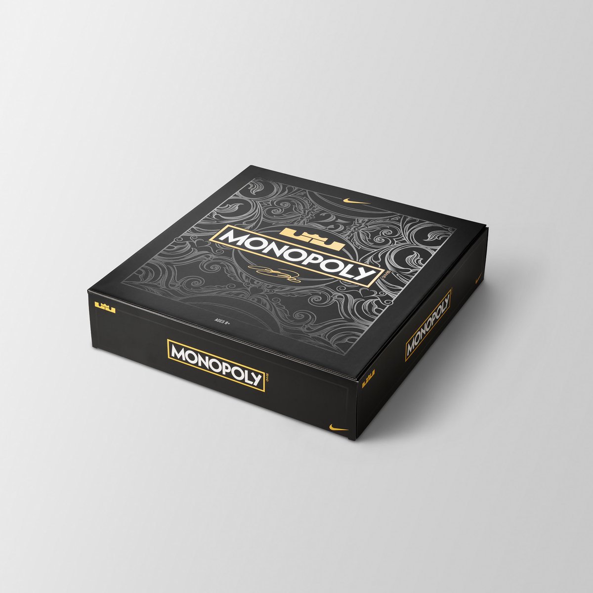 ComplexSneakers's tweet image. Nike and Hasbro really made a LeBron monopoly set 🔥👑