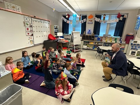 PSBA's tweet photo. This week, PSBA staff had the pleasure of visiting Danville Area School District alongside @America250_PA as part of the #KeystoneClassroomInitiative! https://t.co/GRvixmxlRV