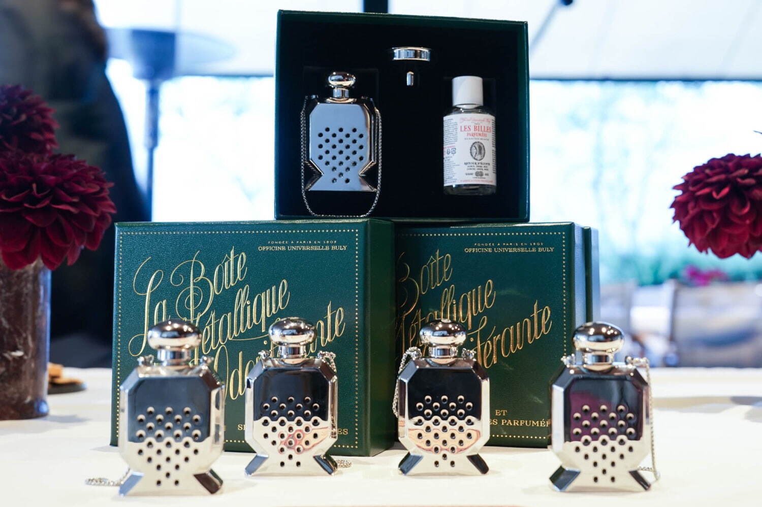ボワット・メタリック・オドリフェラン – Officine Universelle