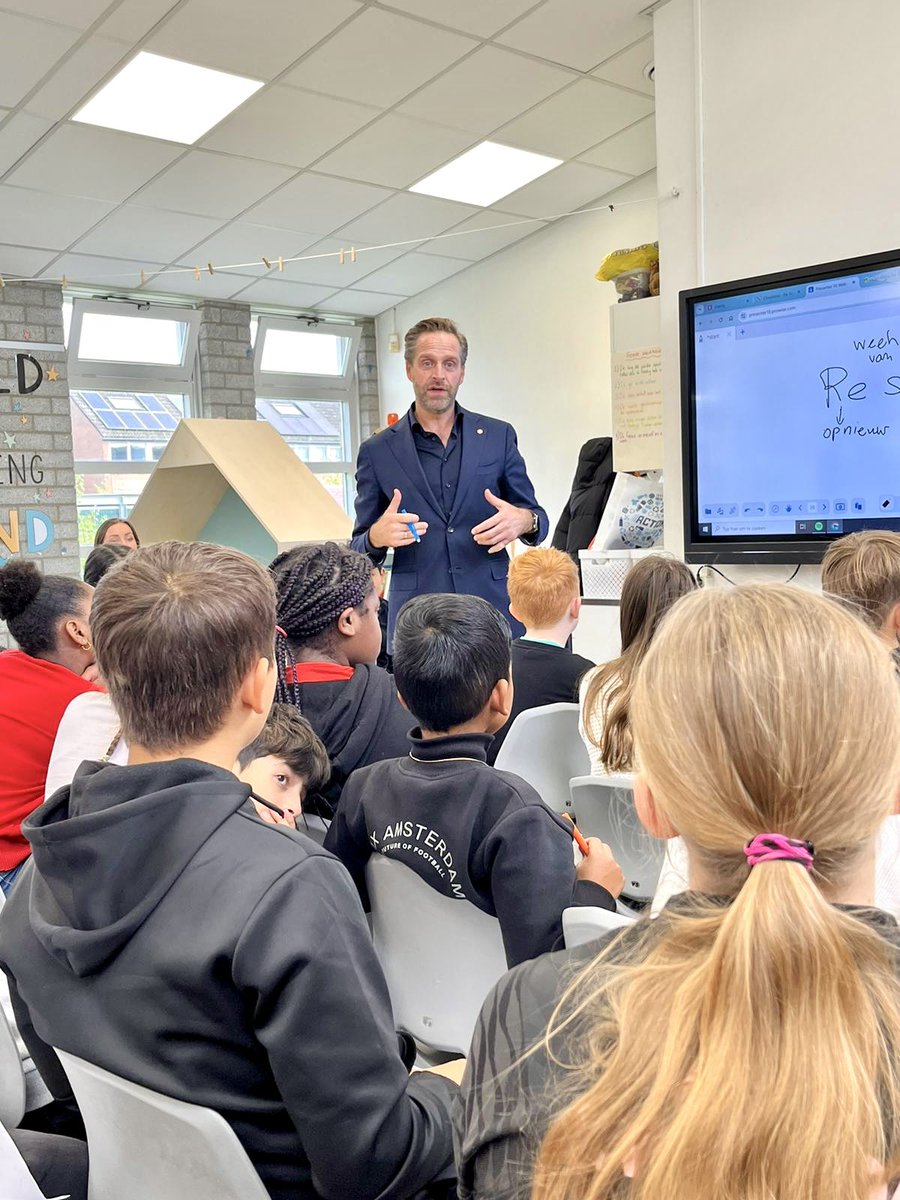 Hugo de Jonge tweet media