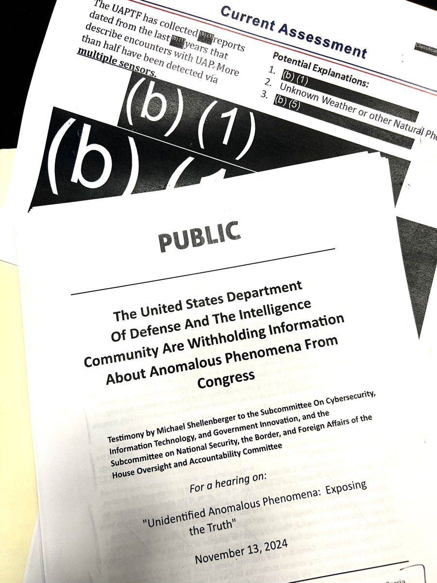 shellenberger's tweet photo. I don’t know what UAPs (UFOs) are. What I do know is that the government is hiding information from Congress. The military and Intelligence Community must stop treating us like children. We live in a democracy. The people and our representatives have a right to know. https://t.co/RLfgHPef5g