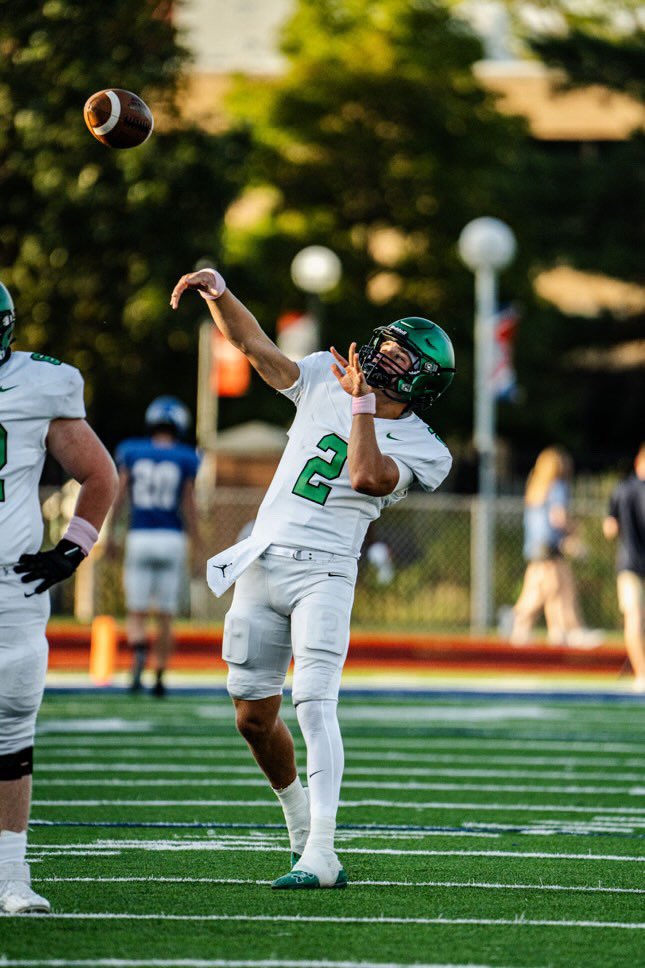 QB Drew Kemp has been very impressive for state power Derby (6A, 10-0) this season. In just 16 quarters of play in 8 games because of beating opponents 363-44: He has 466 rush yards/ 8 tds, 1044 passing yards on 69/92 75%/ 20 tds. Season Total so far of 1510 yards/ 28 combined