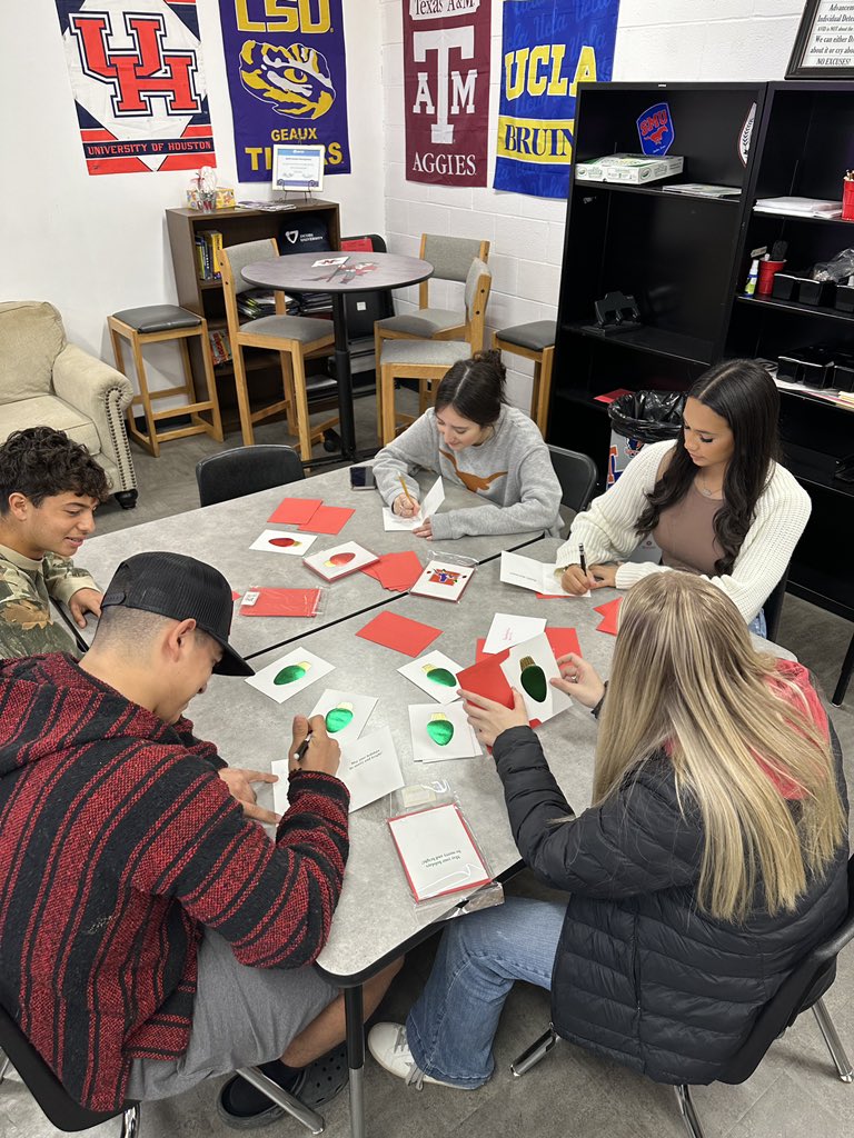 “You can always give something, even if it is only kindness!” -Our AVID students spent time writing Christmas cards for first responders. #gcgiants #gcmunited #WelcomeHome #avid #nationalkindnessday