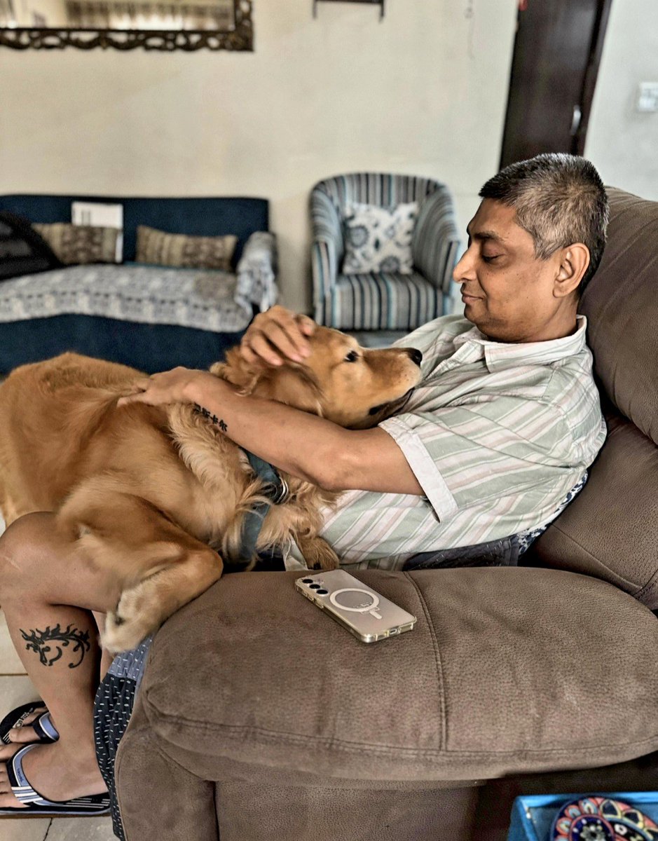 Probasibangali's tweet photo. Pure #unconditional #love &amp; #trust 

#GingerTales https://t.co/iJBnVCjuUM