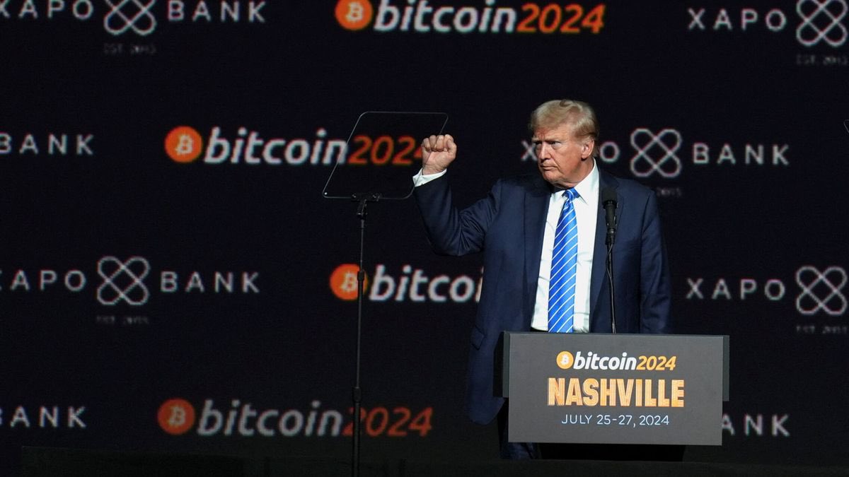 wallstwolverine's tweet photo. Bitcoin supera a la petrolera Saudi Aramco y se convierte en el séptimo activo más grande del mundo tras marcar un máximo histórico por encima de los 90.000 dólares. https://t.co/iyBEJpomVZ