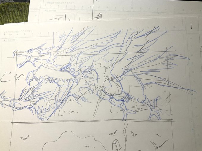 ネームOKもらったんで変な鳥から下書き。別の作品とあんまし変わらんデザインだな。とは言え鳥に見えないと困るので‥昆虫みたいに羽4枚つけるのは最近の趣味。トンボみたいで好きなんス。 