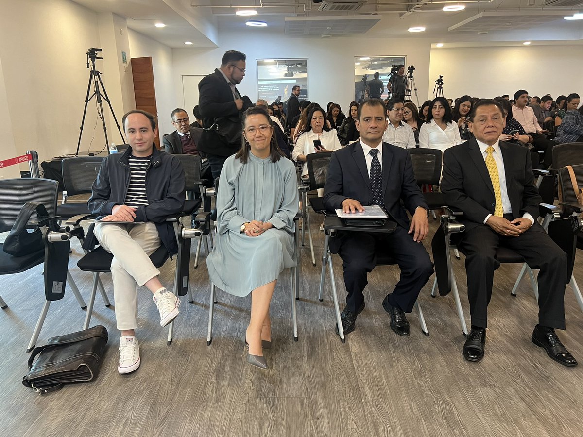 consejera_mar's tweet photo. En días pasados, las y los integrantes del #consejociudadano de la @FiscaliaCDMX  como parte sus funciones, y en un ejercicio de participación ciudadana, llevaron a cabo los foros sobre la #consulta del #plandepolíticacriminal y del #programadepeesecuciónpenal https://t.co/dO9sBCbQnO