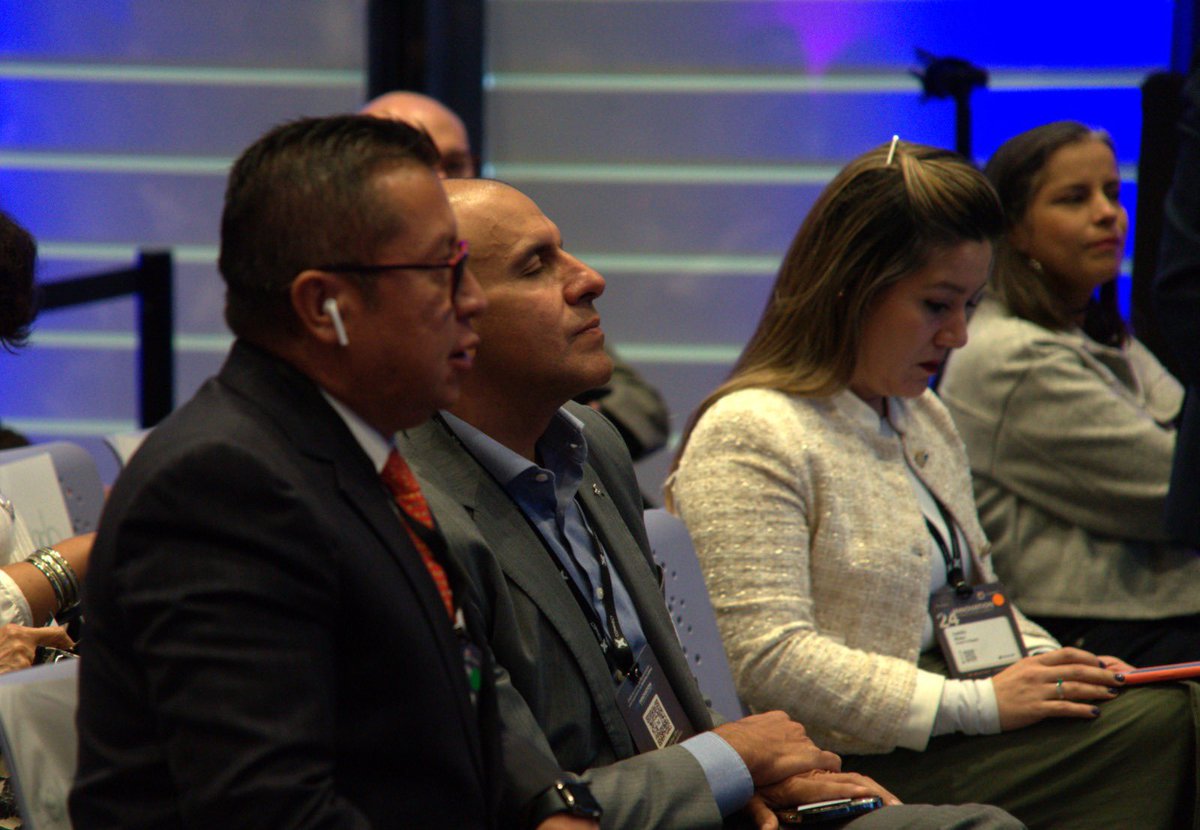 Hoy estamos en el #OISUMMIT2024 <a href="/ConnectBogota/">Connect</a> reconociendo su importancia en el ecosistema de emprendimiento y desarrollo digital en Bogotá y el país. 

A través de nuestros embajadores <a href="/investigacionud/">Investigaciones Universidad Distrital</a> <a href="/OTRIBta/">OTRI Bogotá</a> <a href="/PlanEsTICUD/">PlanEsTIC UD</a> <a href="/redritaud/">Red RITA UD</a> nos posicionamos como una de las