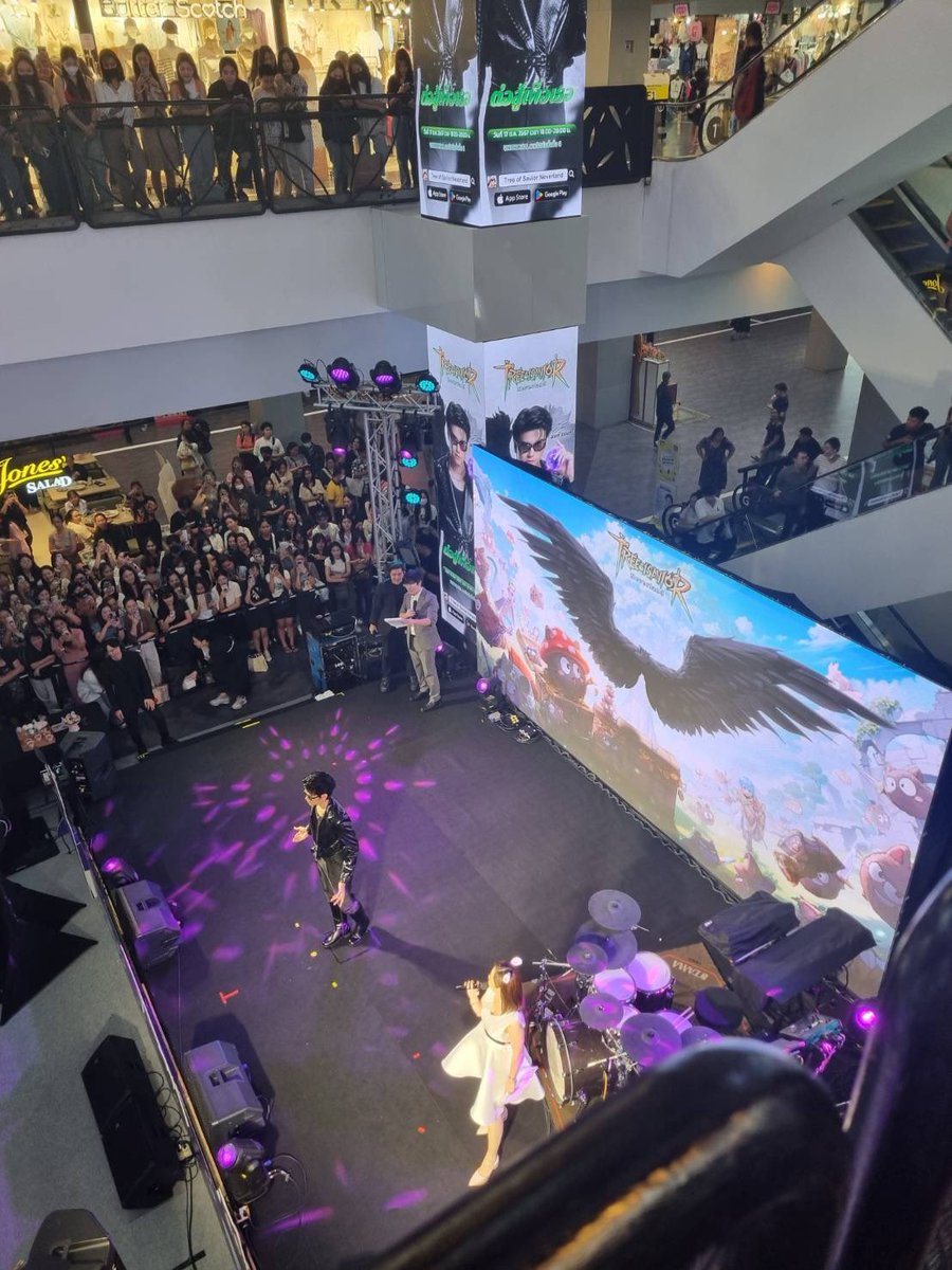 Aummi1825's tweet image. คือไม่คิดว่าจะหันมาอ่านเม้นชั้นพอดี555555555555666556
พี่นนท์เซ่ด : เป็นปีกขึ้นจอ เพราะเคยเอาปีกจริงมาแล้วเอาเข้าห้างไม่ได้” ว้อย556666665

อีเว้นรอบหน้าพี่นนท์แปลงร่างแล้วงอกปีกออกมาหน่อยค่ะ

#TOSNXNONT  #TreeOfSavior
#ToSNeverland #NONTTANONT