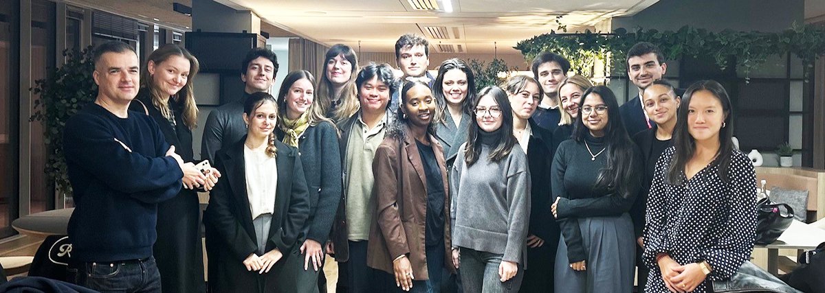 🎓 Les étudiants du Master 2 Propriété Industrielle - Panthéon-Assas chez <a href="/plass_IP/">Plasseraud IP</a> ! 

Plasseraud IP a eu le plaisir de recevoir hier les étudiants du Master 2 Propriété Industrielle - Panthéon-Assas, dirigé par le Professeur Jean-Christophe Galloux.