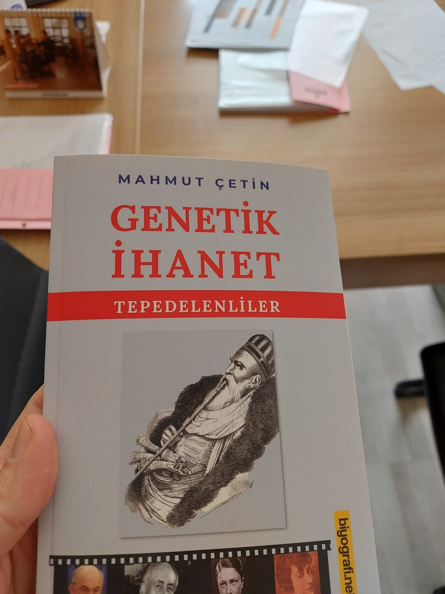 KurtogluKagan's tweet photo. Bu kitabı mutlaka okuyunuz!
Kesinlikle okuyunuz!
Türkiye’nin hain kontenjanının Osmanlı’dan beri “%10 hain kontenjanı”nın başımıza nasıl bela olduğunu görünce bir Türk evladı olarak içiniz burkulacak ve “Eyvah vatanım!” diyeceksiniz! https://t.co/cXuigr0xJf