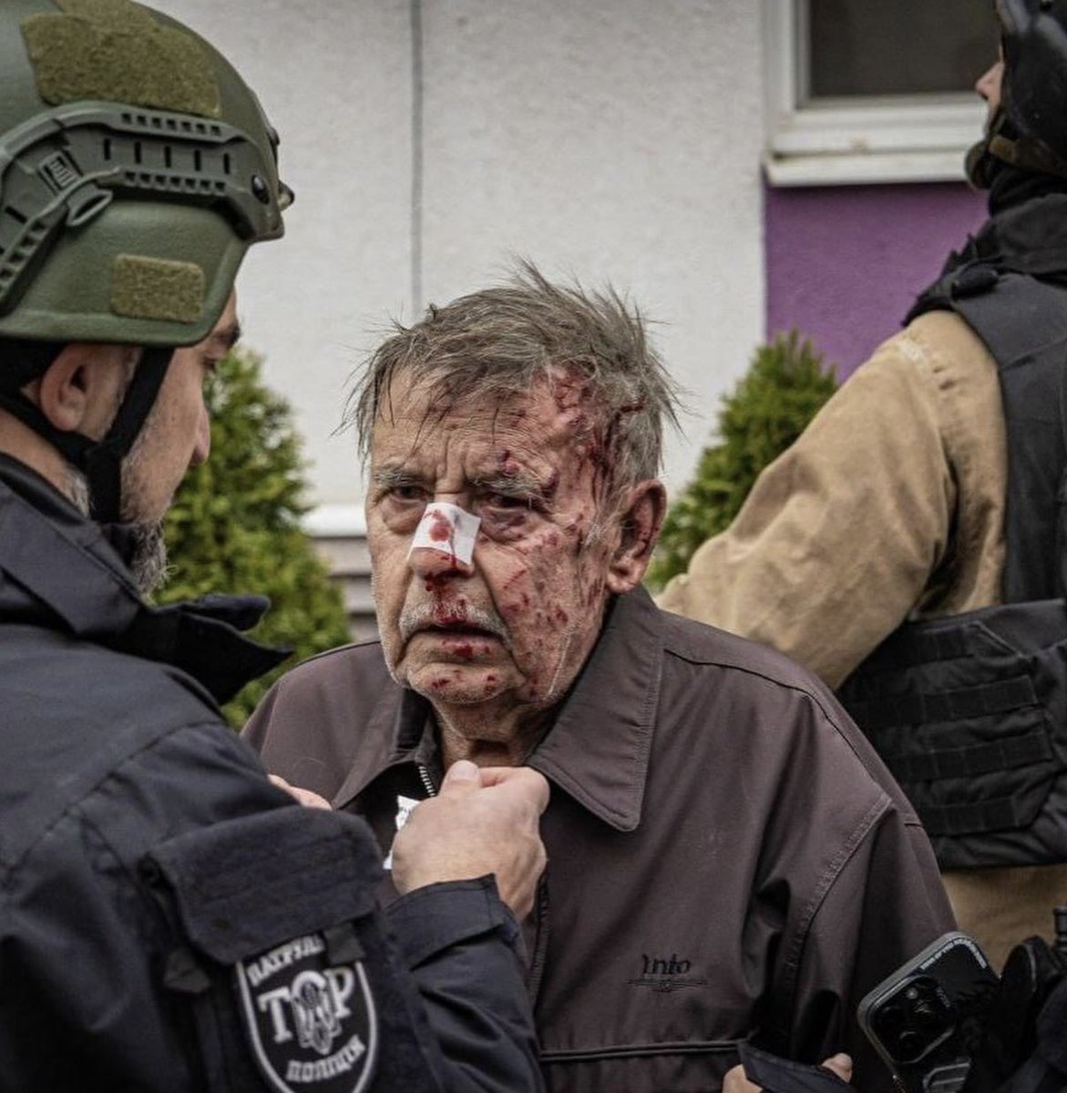 While the media distracts you with El*n M*sk being involved in American government, Russia gleefully attacks Kharkiv today. Twice. 

Shame on you for turning your backs on Ukraine.