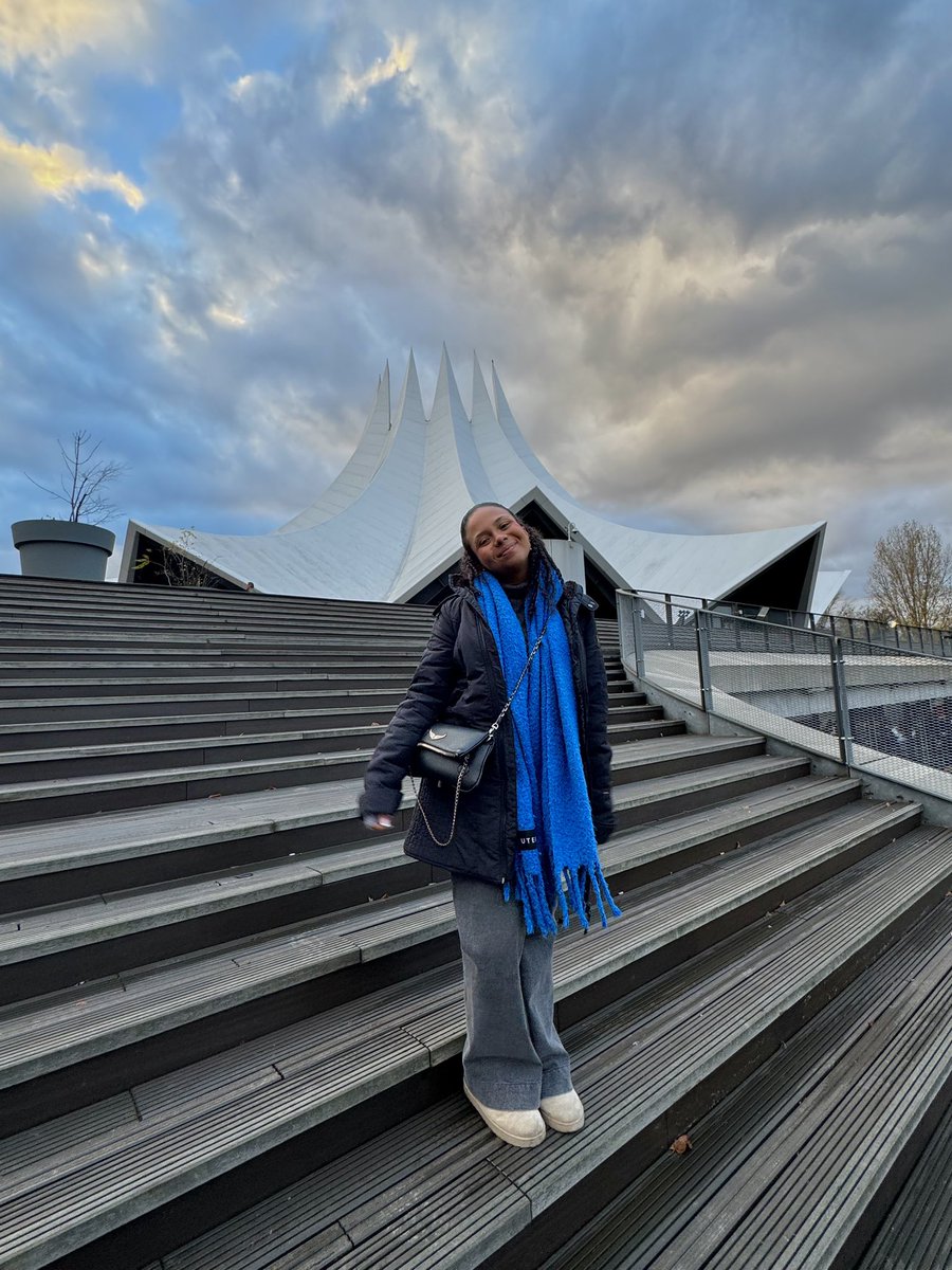 adrianamrtinz's tweet image. see you very very soon!!! 🩷🩷@ShawnAccess #forfriendsandfamilyonly