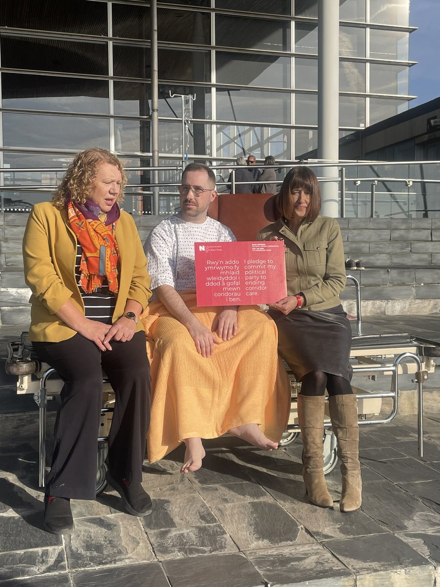 Royal College of Nursing Wales (@rcnwales) on Twitter photo End #corridorcare - thank you for the support <a href="/DoddsJane/">Jane Dodds AS/MS 🔶🏴</a> <a href="/WelshLibDems/">Welsh Liberal Democrats</a> End #corridorcare - thank you for the support <a href="/DoddsJane/">Jane Dodds AS/MS 🔶🏴</a> <a href="/WelshLibDems/">Welsh Liberal Democrats</a>