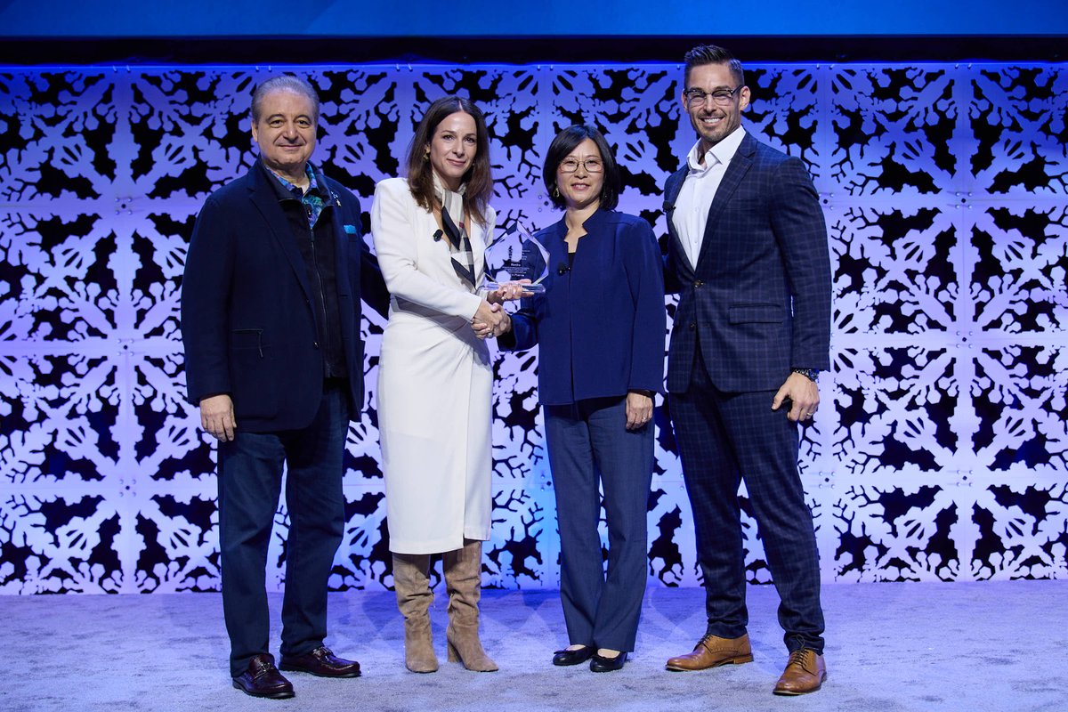 CNSSummit's tweet photo. We're delighted to recognize @RocheDiaUSA with the #CNSSummit2024 Digital Innovation Index award in partnership with IDEA Pharma! Congratulations to the entire team on this outstanding achievement.  #CNSSummit2024 https://t.co/nk5dXPguXb