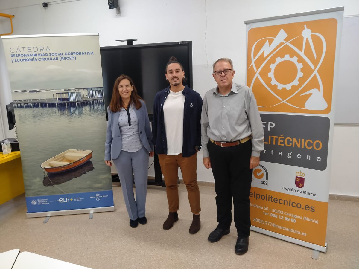 Profesores de la #Cátedra de #RSCyEC y Coordinadores la Escuela de Emprendimiento EUt+ de la <a href="/UPCToficial/">Universidad Politécnica de Cartagena | UPCT</a> participan en las IV Jornadas Técnicas de #Emprendimiento y Transferencia Tecnológica mentorizando los planes de empresa de los estudiantes del <a href="/politecnicocart/">PolitecnicoCartagena</a>
#divulgación