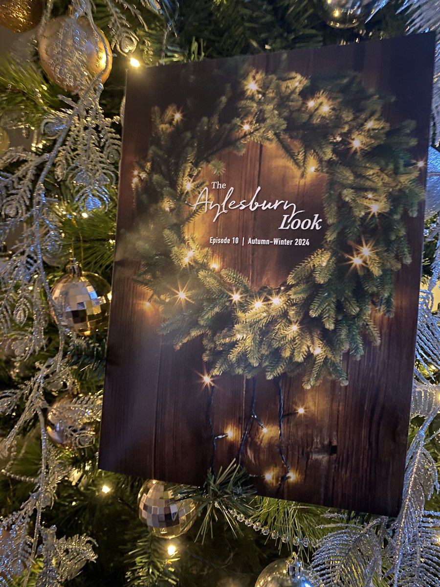 Freshdps's tweet photo. Our New Aylesbury Look Magazine is out now, if you haven’t received one then dm us or if you want to advertise your business in the next edition get in touch. 

#teamfresh #aylesbury https://t.co/vMJxKTMSKX