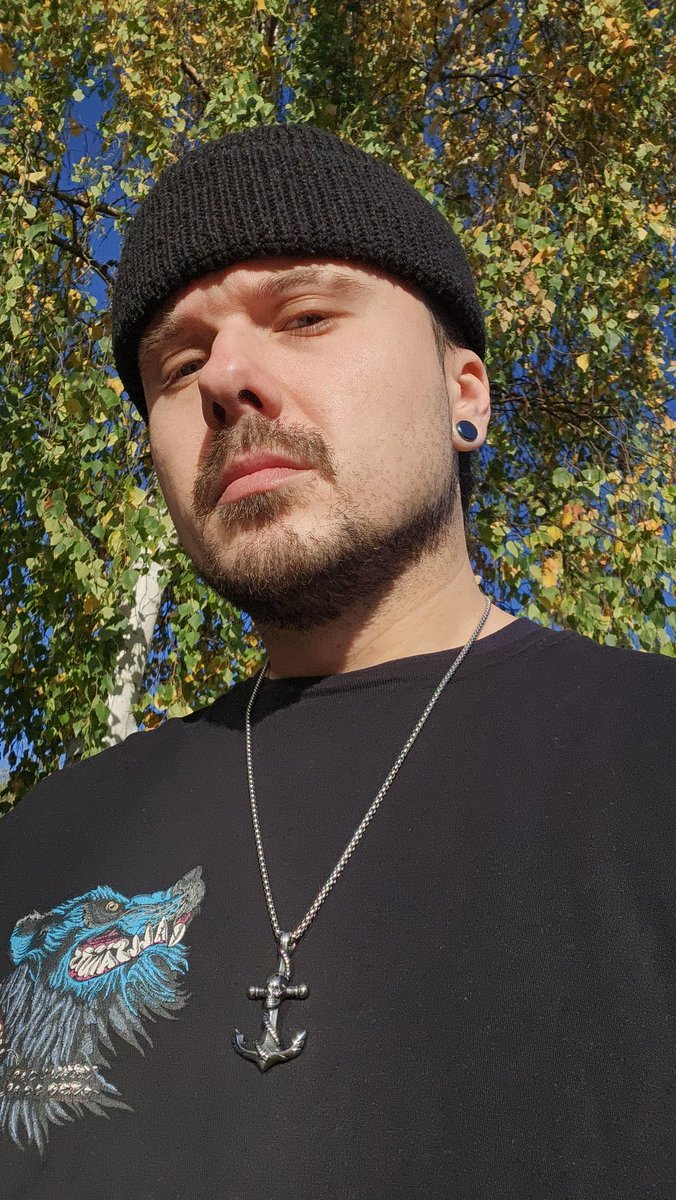 Looking down on you bitxhes