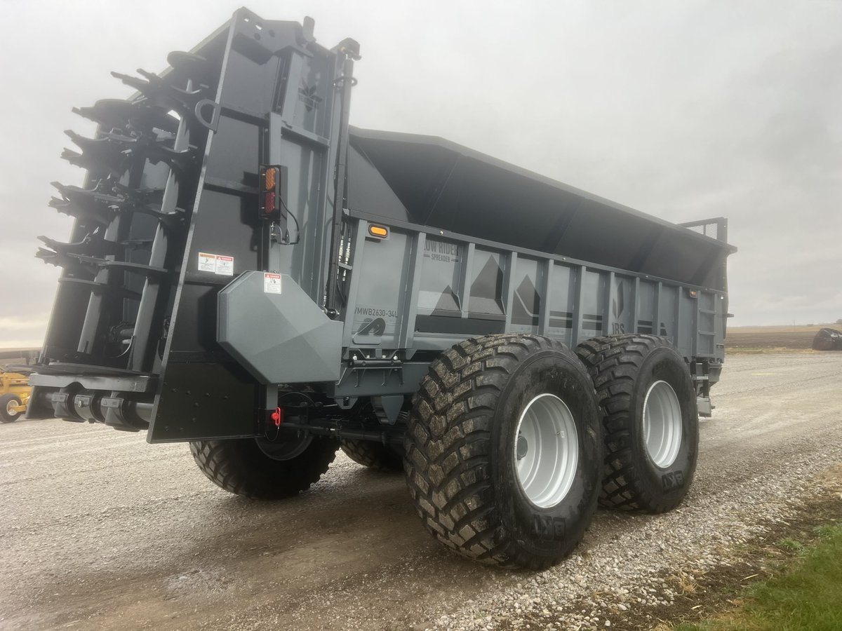 3bImplement's tweet photo. 2024 JBS Tandem Axle Lowrider in the 20th anniversary grey!! This unit is sold but we have another getting delivered in December. Message me for info. https://t.co/h9FTr66Pj0