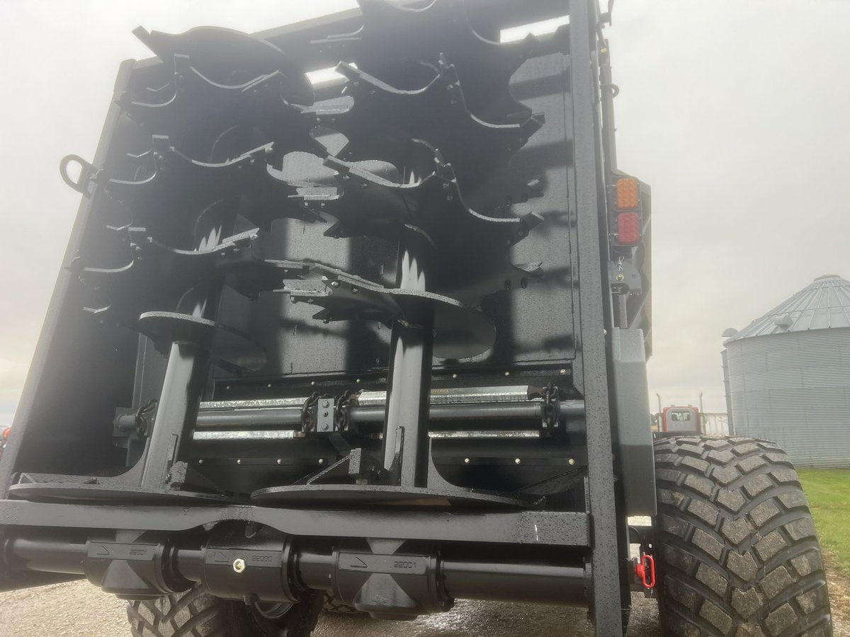 3bImplement's tweet photo. 2024 JBS Tandem Axle Lowrider in the 20th anniversary grey!! This unit is sold but we have another getting delivered in December. Message me for info. https://t.co/h9FTr66Pj0