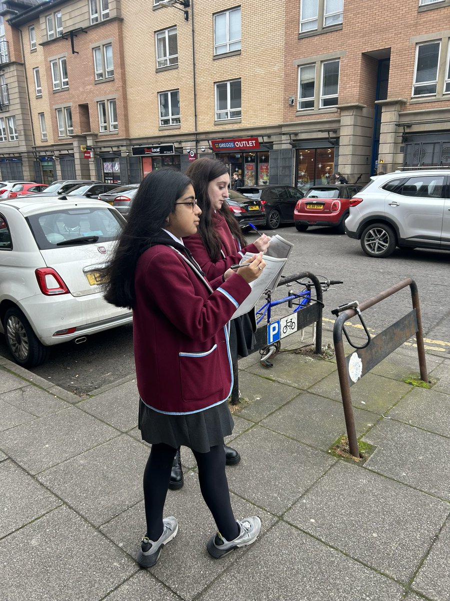 Higher Geography field trip. We carried out traffic &amp; pedestrian counts, land use surveys, environmental quality surveys noise level readings and more. Well done everyone. Great work! <a href="/stninianshigh/">Saint Ninian's</a>