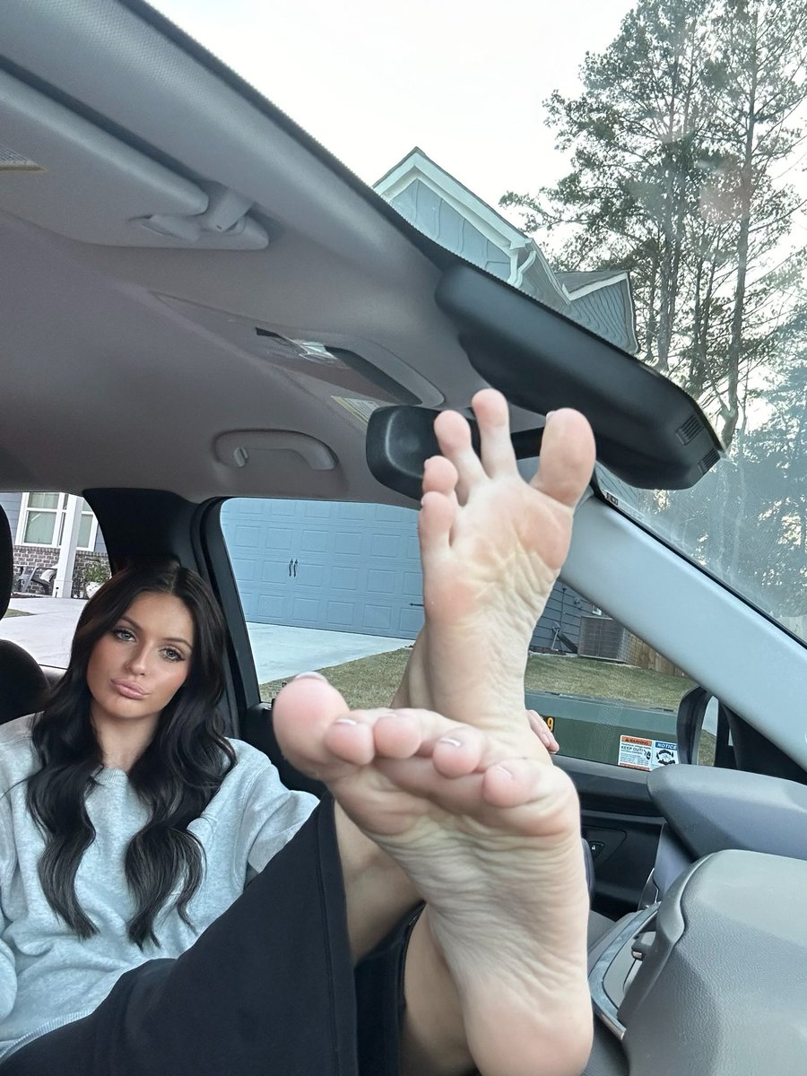Content from evesfeet123