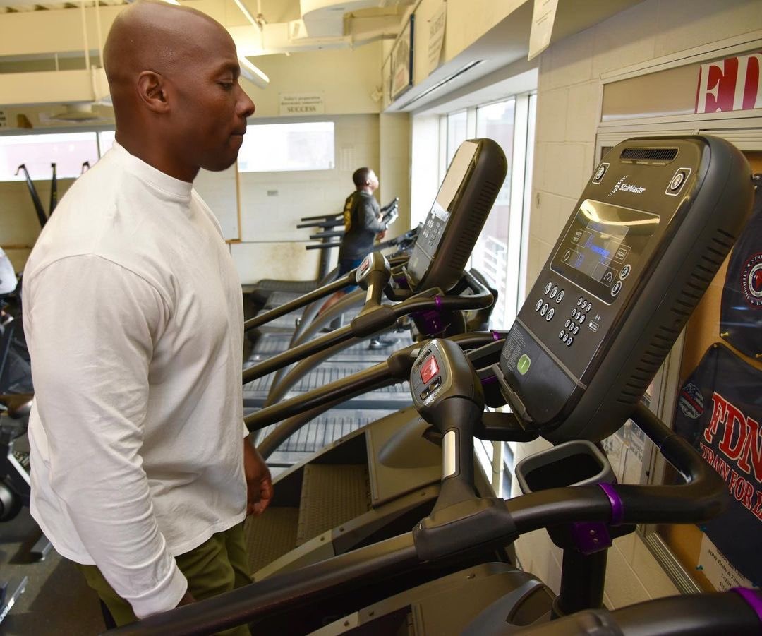 joinFDNY's tweet photo. While training on the Stairmill on your own to prepare for the @nycdcas #CPAT and our medical assessment, be sure to follow the step-by-step instructions in the videos on our #YouTube channel. Stay #FDNYFit! #WorkoutWednesday https://t.co/pr8sT13Ymm