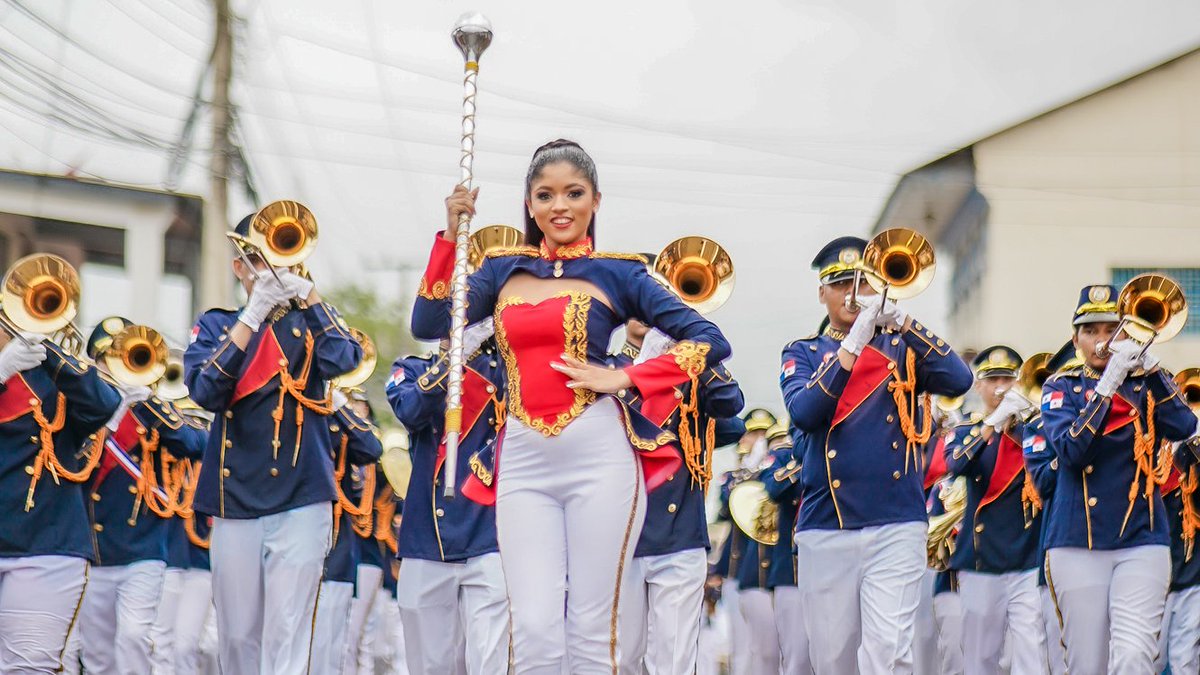baherlojdc's tweet image. Con orgullo y pasión, representamos a nuestro colegio en el desfile el pasado 10 de noviembre en La Villa de Los Santos. Cada paso en estas calles llenas de historia fue un homenaje a los valientes que forjaron nuestra libertad. 💙💛❤️
¡Viva Panamá!
#BAHERLO #FiestasPatrias…