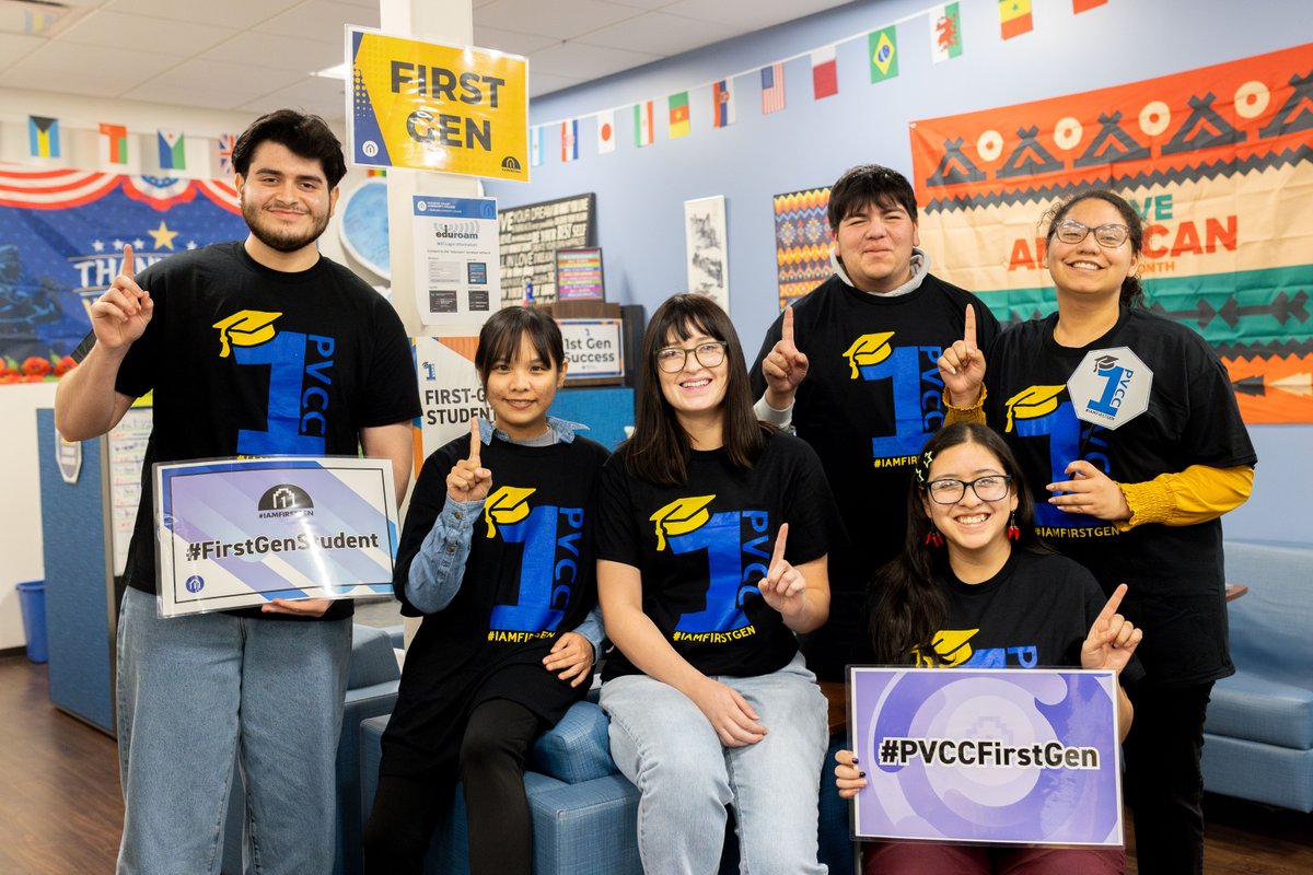 PVCC_Official's tweet image. 🎉 Last week, PVCC celebrated National #FirstGeneration Day! Highlights included our “Let’s Talk Culture” event &amp;amp; a celebration dinner with keynote speaker Dean of Students Frank Amparo. 💙 Big thanks to Sheena Mata for organizing these impactful events! 👏✨ #FirstGenPride #PVCC