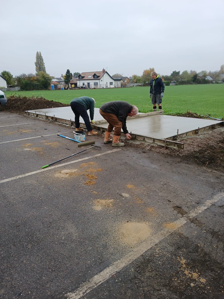 ShelfordRugby's tweet photo. Milsey &amp; his merry band have been hard at it again, installing a new platform &amp; container that was donated by @SouthCambs, as part of the club's support for the British Red Cross Mobility Aids Service for the Cambridge area
Find our more here: https://t.co/VVTJCRU5IL
#communtity https://t.co/r2DCMZLvrz