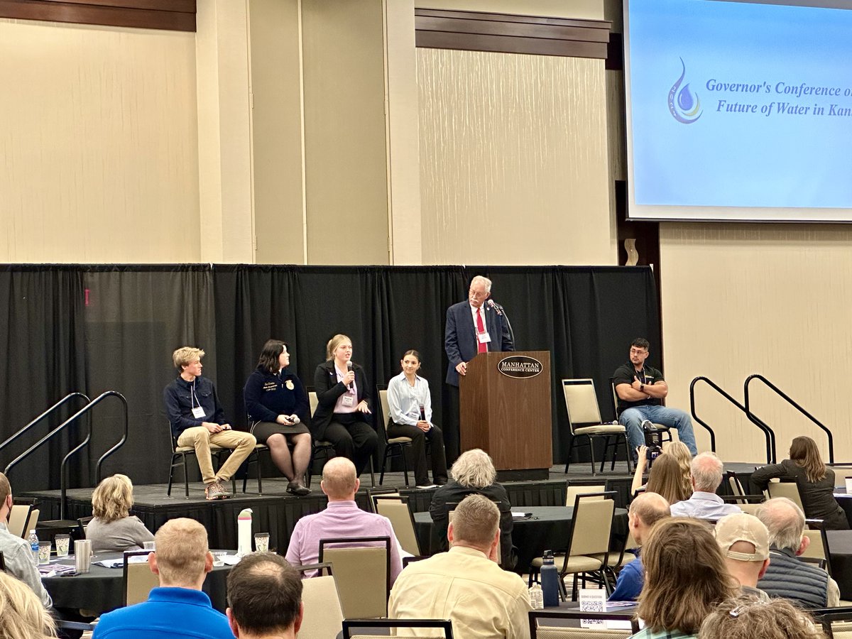 KSUTAPS's tweet photo. The future of Kansas water is bright! π§ A student panel led by Rep. Jim Minnix posed challenging questions, including, "Is 50 years enough?" These brilliant students shared insights that inspired hope and action. #KSWater #FutureOfWater https://t.co/3OAMfi4kPR
